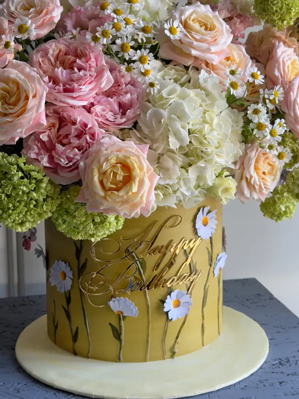 Buttercream Garden – Премиальная композиция