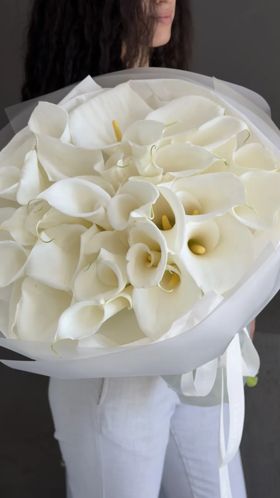 33 Ivory Calla