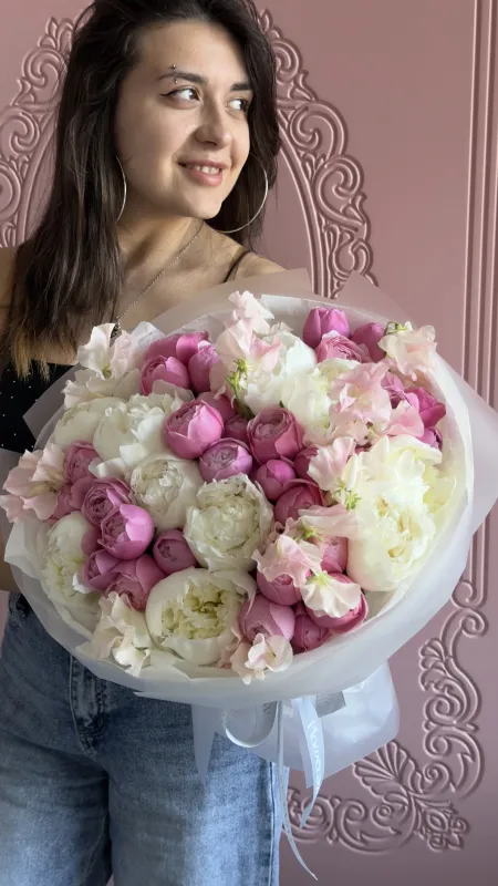 Silva Pink Garden Bouquet