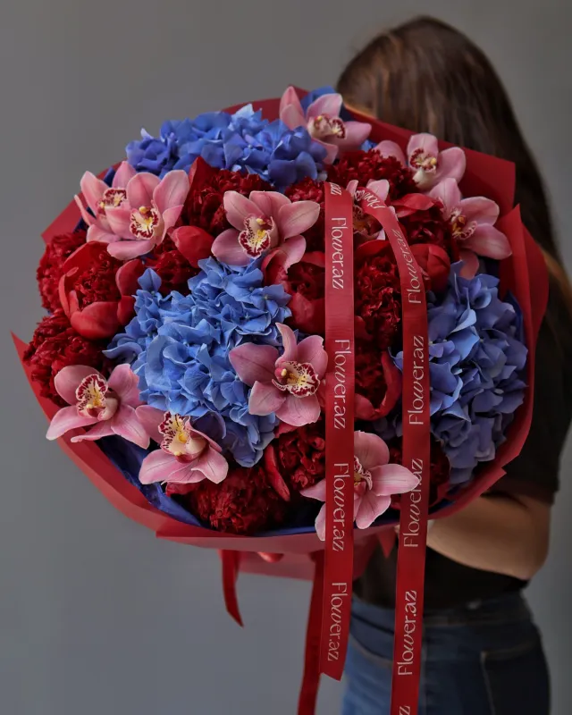 Royal Sapphire Premium Bouquet