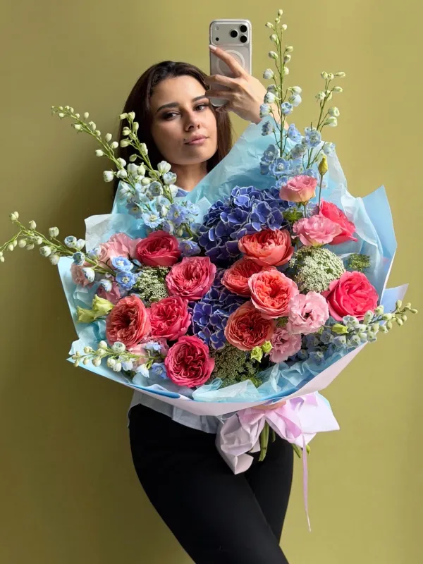 Sky Blossom Premium Bouquet