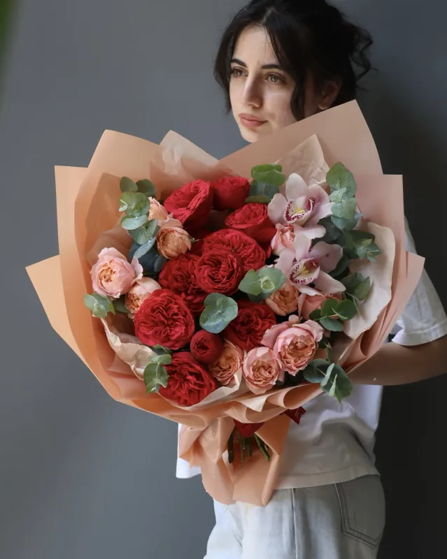 Премиальный букет Rouge & Blush