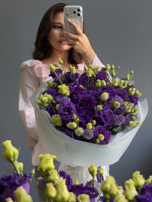 Монобукет Royal Purple Eustoma