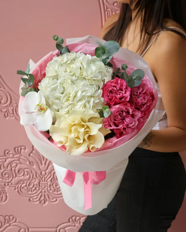 Rose & Ivory