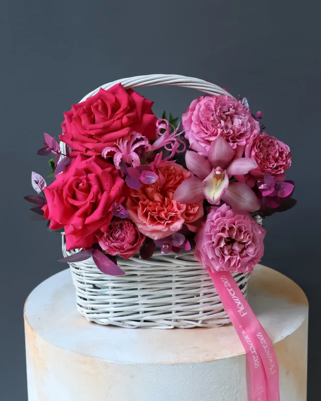 Pink Symphony Basket (XS)